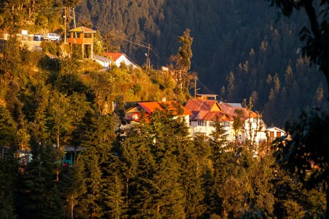 Dalhousie Tour from Alwar